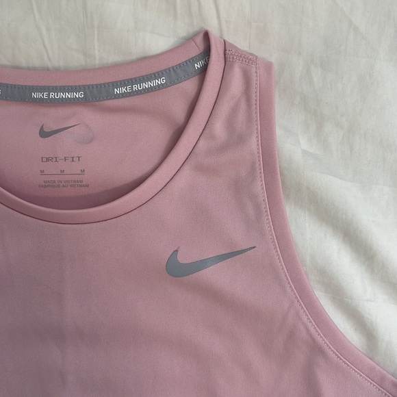Women’s Nike DriFit Tank - Pink - M - Like New - Picture 2 of 5